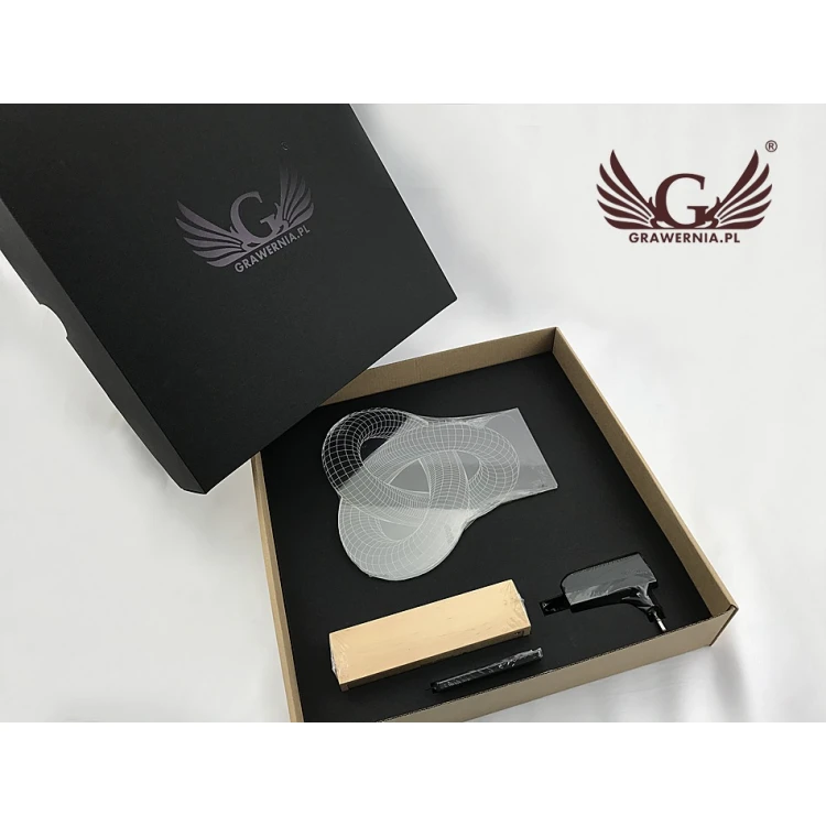LED RGB Lampe mit Fernbedienung - Geschenk für das Brautpaar - L3D004