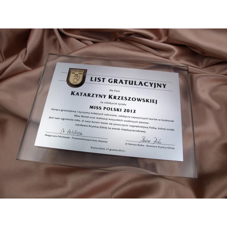 GLAS GRATULATIONSBRIEF in ETUI - DSZ021 - horizontal