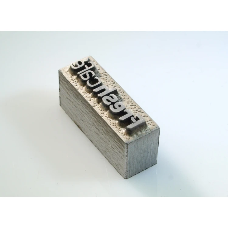Stahlmatrize / Stempel 16,8 x 3,5mm Gravurtiefe etwa 1,3mm