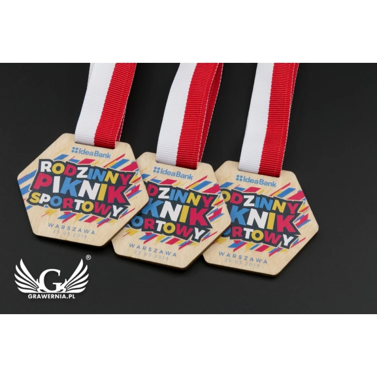 UV-bedruckte Holzmedaille - Abmessungen: 64x54mm - MGR078