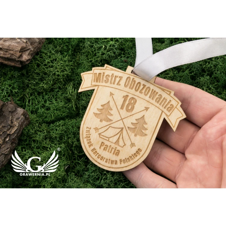 Lasergravierter Holzmedaille - Abmessungen: 70x62mm - Stärke: 3mm - MGR038