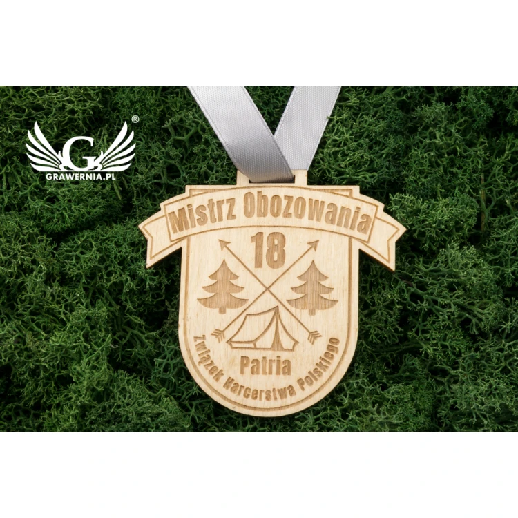 Lasergravierter Holzmedaille - Abmessungen: 70x62mm - Stärke: 3mm - MGR038