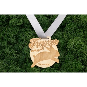 Lasergravierter Holzmedaille - Abmessungen: 56x54mm - Stärke: 3mm - MGR037