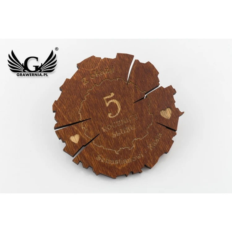 Holzmedaille zum 5. Hochzeitstag (aus Holz) in einer Holzkassette - Farbe warmes Braun - MGR009