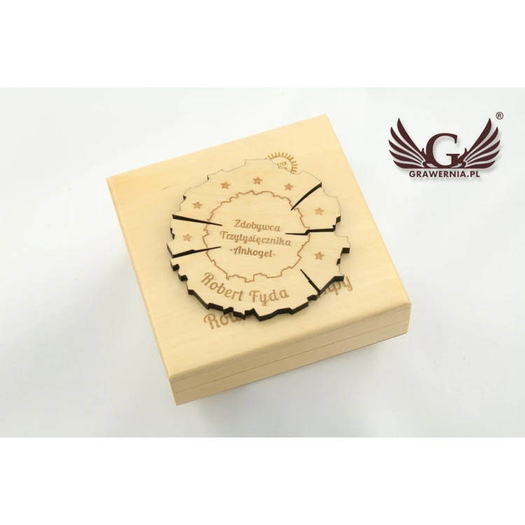Holzmedaille für jeden Anlass in einer Holzkassette - helle Farbe - MGR012
