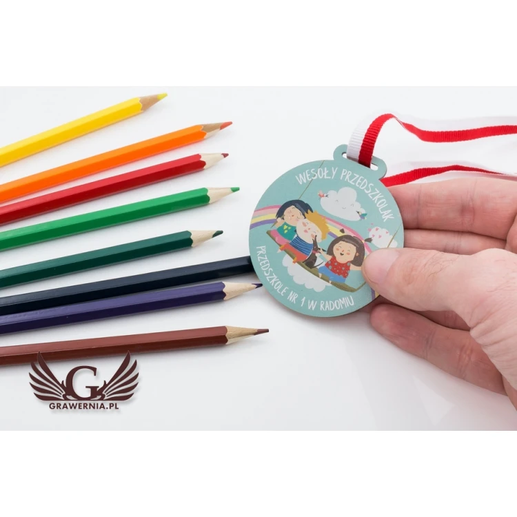 UV-bedruckte Holzmedaille - Fröhlicher Kindergärtner - Durchmesser: 60mm - MGR058
