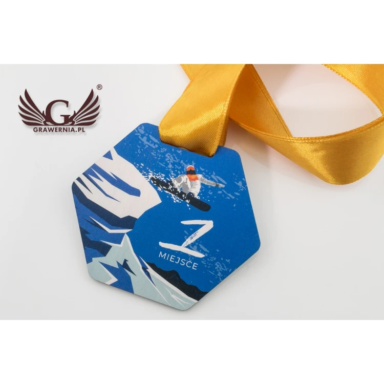 UV-bedruckte Holzmedaille - Winter Sport - Abmessungen: 79x66mm - MGR061