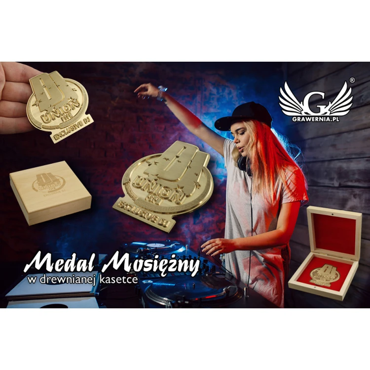 Messingmedaille in Holzkassette mit Gravur - Durchmesser 70mm