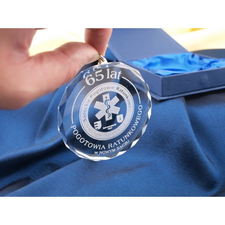 Elite Glasmedaille mit Gravur + Etui
