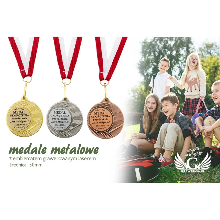 Dreifarbige Medaille mit Band - Durchmesser 50mm - ME006