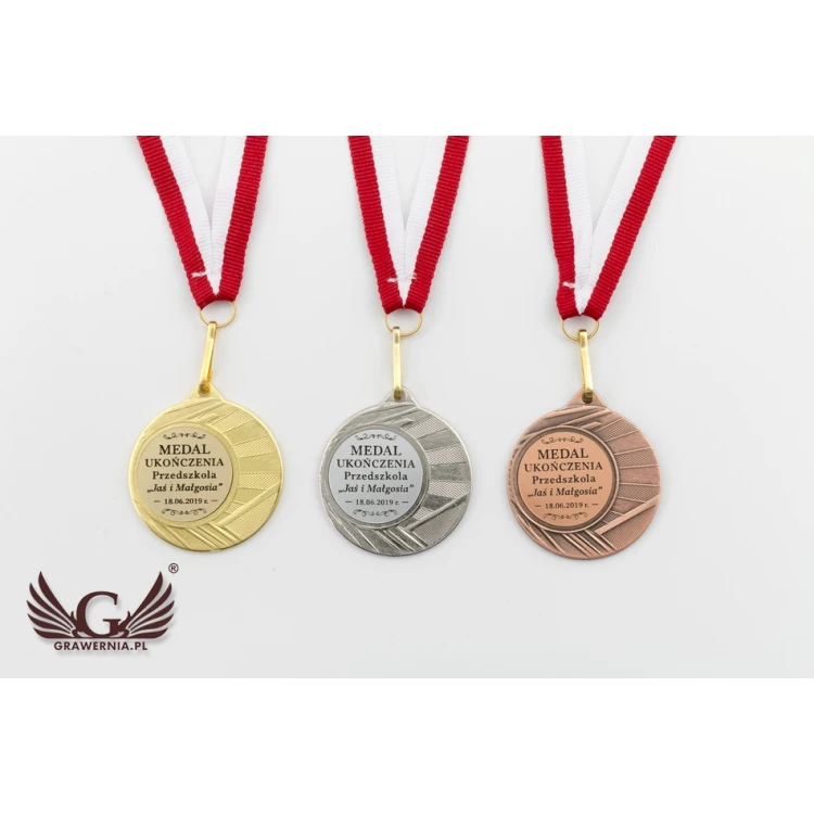 Dreifarbige Medaille mit Band - Durchmesser 50mm - ME006