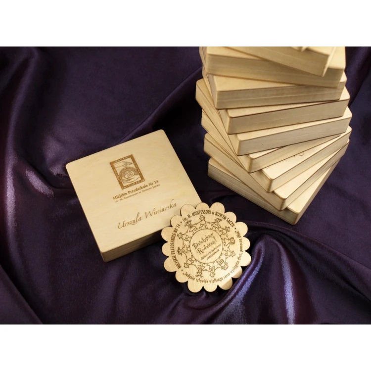 Medaille in einer Box mit Personalisierung und beliebigen Grafik- und Textgravuren - MGR008