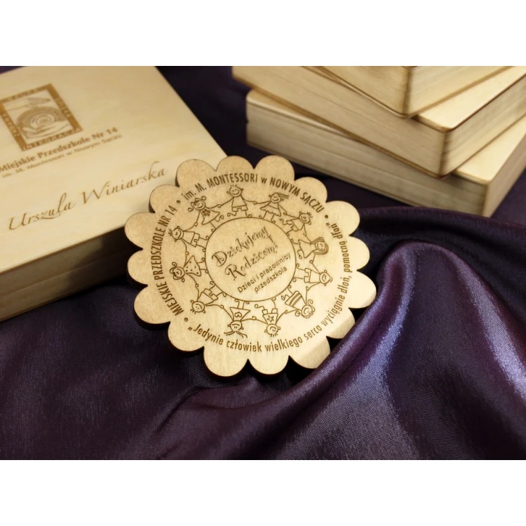 Medaille in einer Box mit Personalisierung und beliebigen Grafik- und Textgravuren - MGR008