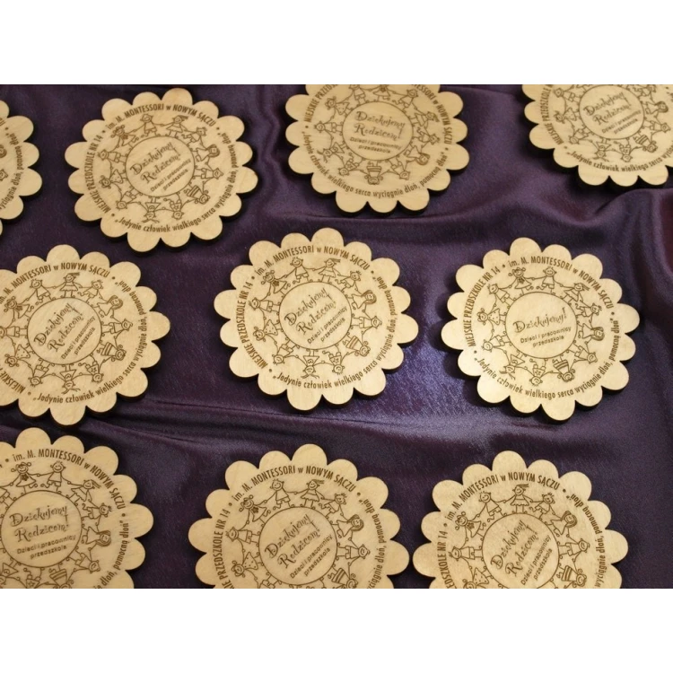 Medaille in einer Box mit Personalisierung und beliebigen Grafik- und Textgravuren - MGR008