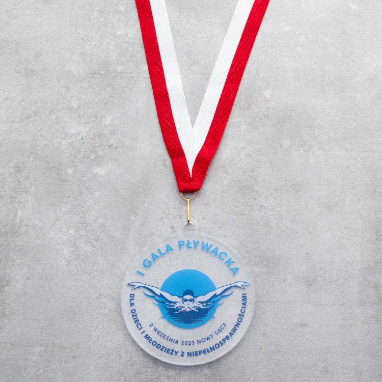 Plexi-Medaille mit UV-Druck - Abmessungen: 90x100mm - MGR106