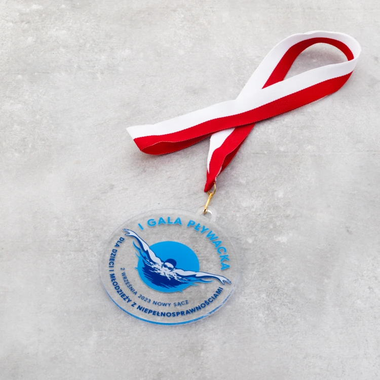 Plexi-Medaille mit UV-Druck - Abmessungen: 90x100mm - MGR106
