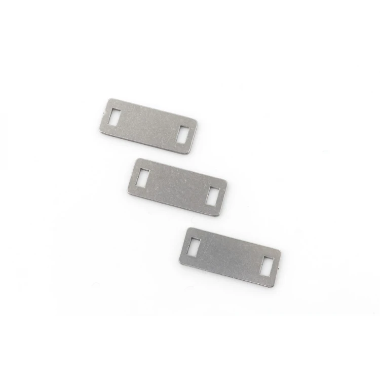 Stahletiketten für Kleidung - Abmessungen: 20x8mm - ME24