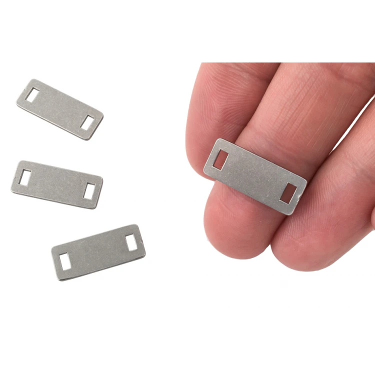 Stahletiketten für Kleidung - Abmessungen: 20x8mm - ME24