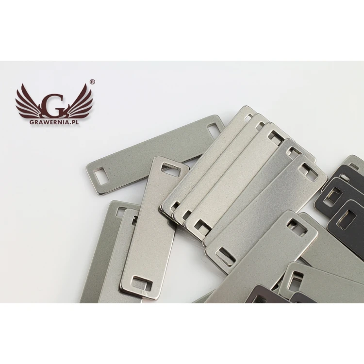 Stahletiketten für Kleidung - Abmessungen: 30x8mm - ME10