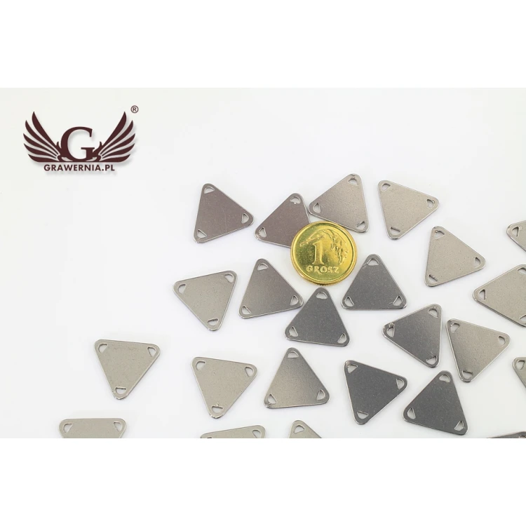Stahlkleidungsetiketten - Abmessungen: 13,5x13,5mm - ME12
