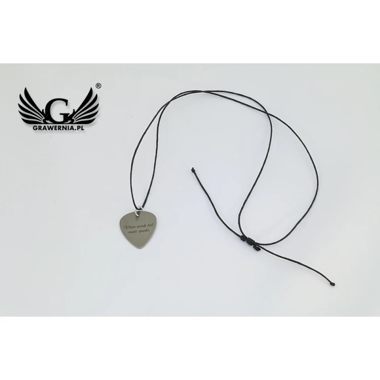 Halskette für Gitarristen und Gitarristinnen - Gitarrenplektrum mit eigener Grafik und Text - Stahl - KG06