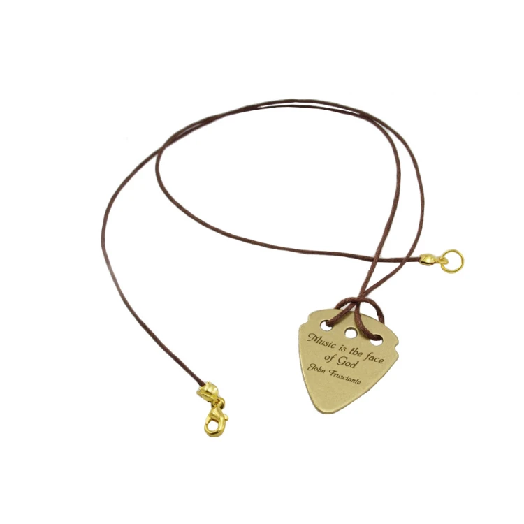 Halskette mit Gitarrenspielwürfel und eigenem Logo - Messing - KG01
