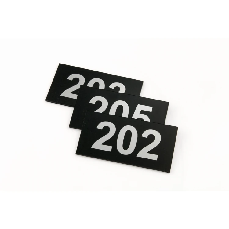 Türnummerierung - Größe 100x50mm - silbernes 3mm Gravierlaminat mit UV-Druck - TAB250