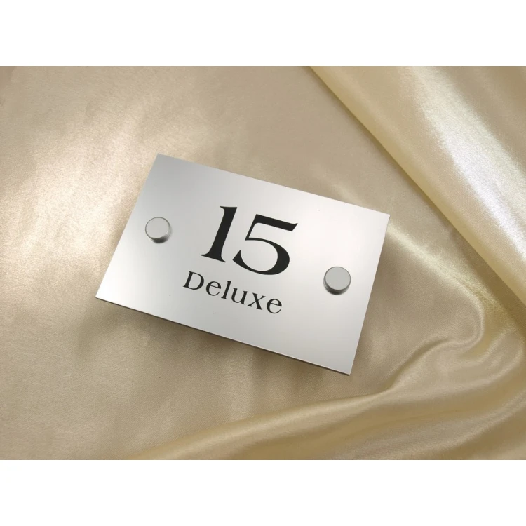 Plaketten mit Nummer und Name des Apartments - SZ014a - Größe 120x80mm