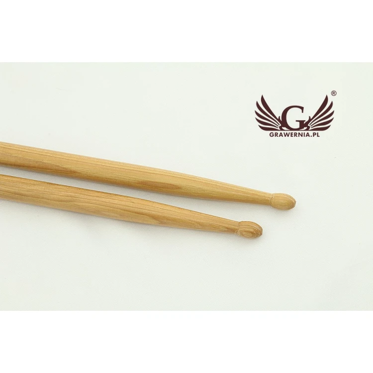 Schlagzeugstöcke PERQS HICKORY 140C mit individuellem Druck - Geschenk für Schlagzeuger