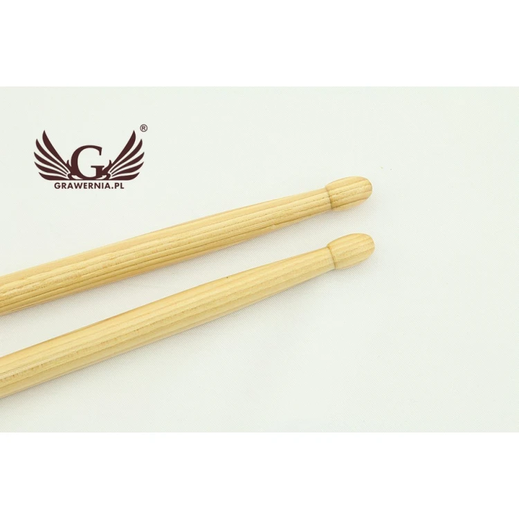Schlagzeugstöcke PERQS HICKORY 140B mit individuellem Druck - Geschenk für Schlagzeuger