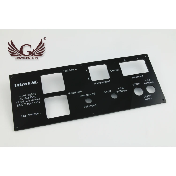 Frontplatte mit den Abmessungen 284x114mm - Digitaler UV-Druck