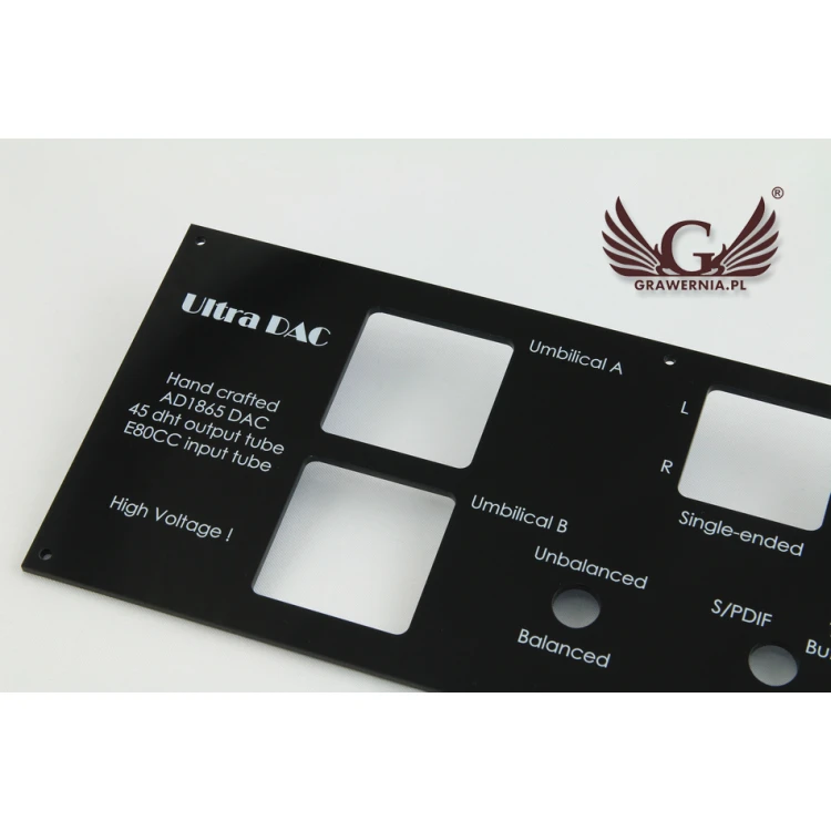 Frontplatte mit den Abmessungen 284x114mm - Digitaler UV-Druck