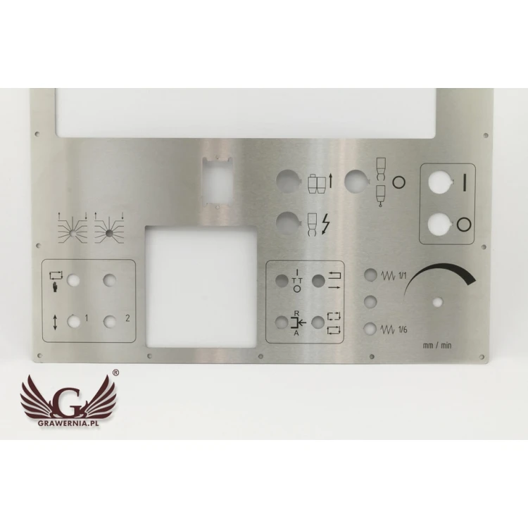 Stahlplatte mit den Maßen 650x440mm - Dicke: 2mm - PCZ019
