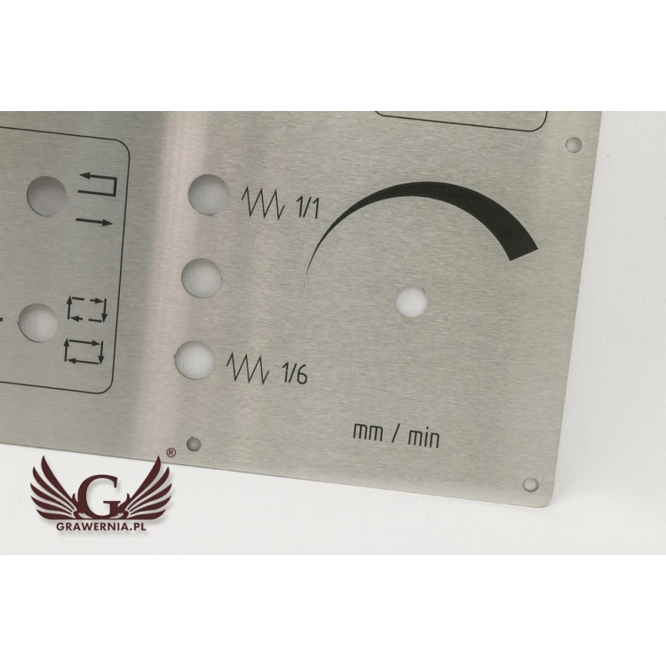 Stahlplatte mit den Maßen 650x440mm - Dicke: 2mm - PCZ019