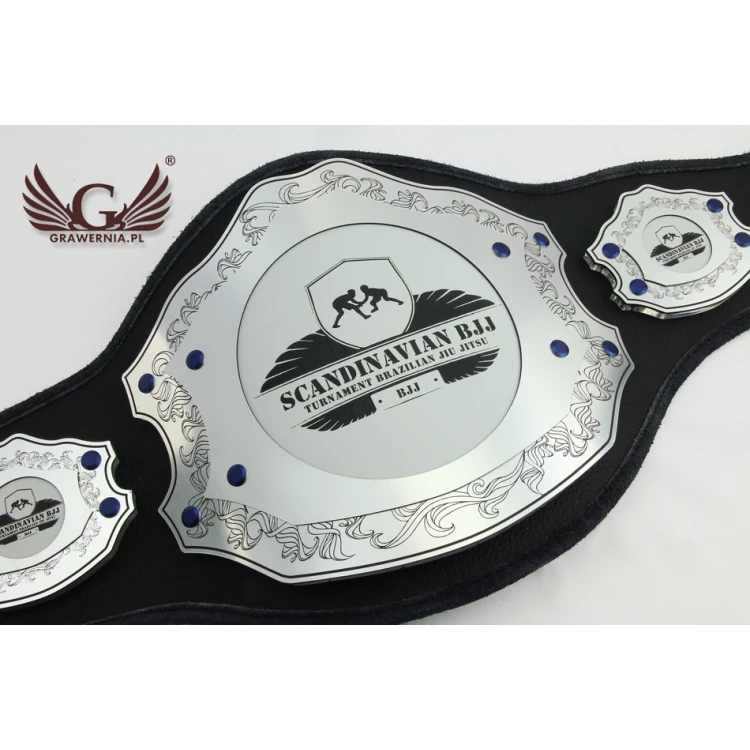 MITTELGROßER MEISTERGÜRTEL JUI JITSU CHAMPION - P037