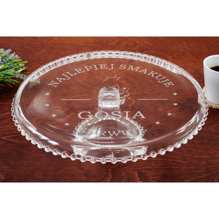 Glas-Kuchenteller mit Gravur - Schmeckt am besten - PAT020