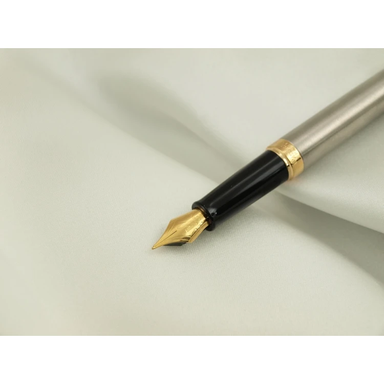 Ewiges Füllfederhalter WATERMAN HEMISPHERE - Satinstahl GT - WAT024
