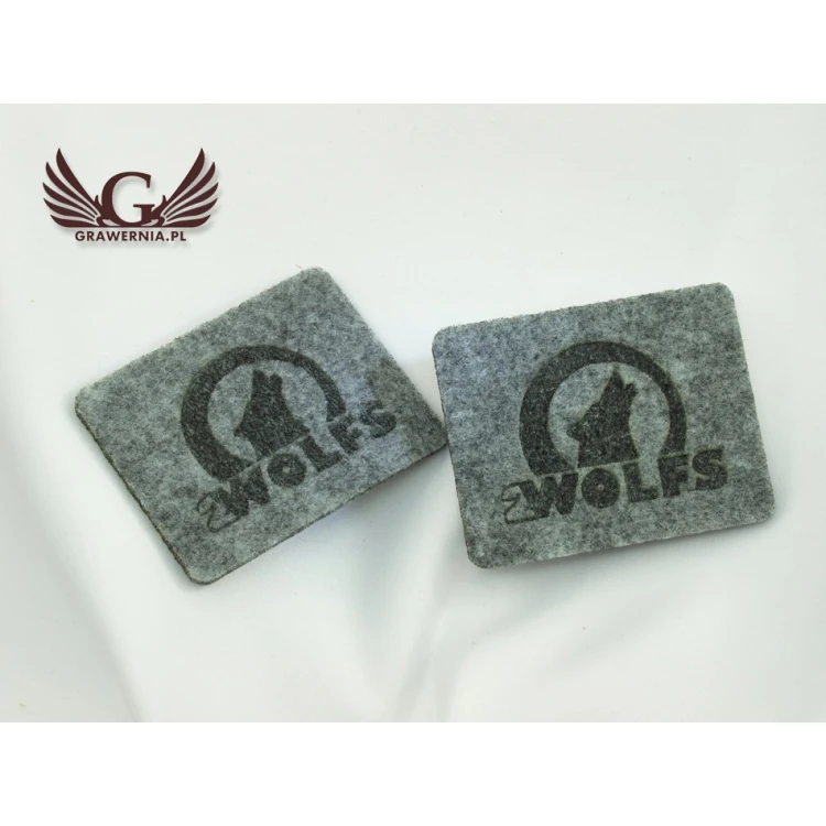 Filzplaketten mit dem Logo Ihres Unternehmens - Set von 100 Stück.