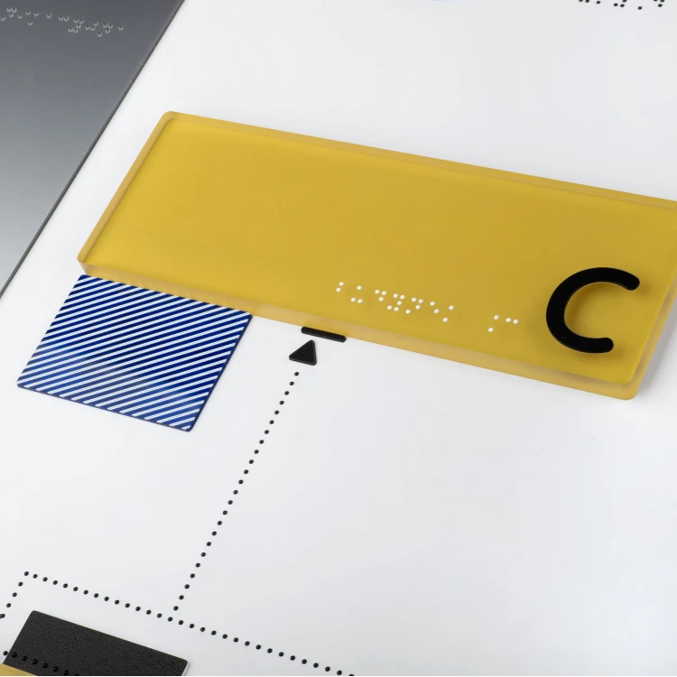 Tyflographischer Plan mit Braille-Schrift und austauschbarem Element - Maße: 1000x650mm - TAB519