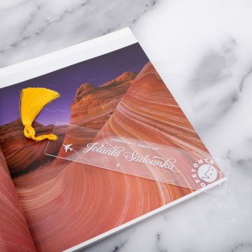 Reisen bedeutet Leben - motivierendes Lesezeichen mit Namen - ZAK016