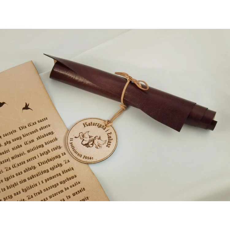 Dankeschön für die Eltern - Lederdiplom mit Medaille, gebunden mit einem Riemen - DSK006