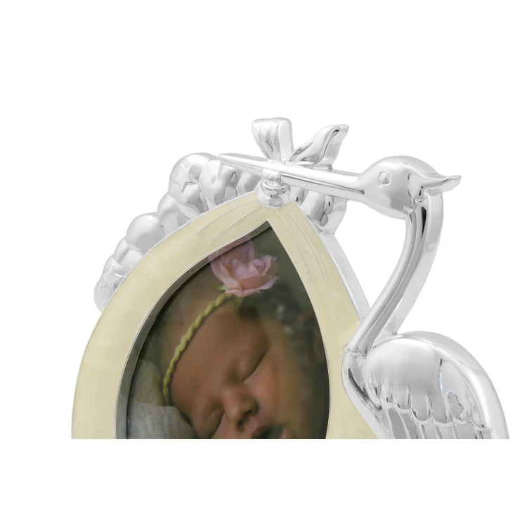 Rahmen aus perlmuttfarbenem Beige für ein Babyfoto - Storch - RAM016
