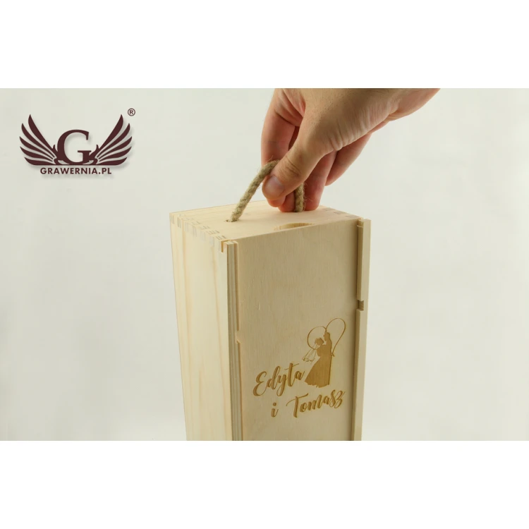 Alkoholkiste mit Logo, Text oder Wappen