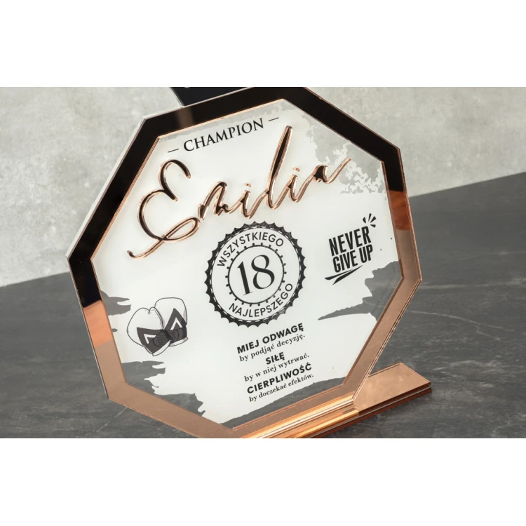 Acrylstatuette Glamour - Geschenk zum 18. Geburtstag - Höhe 150mm - DTA067