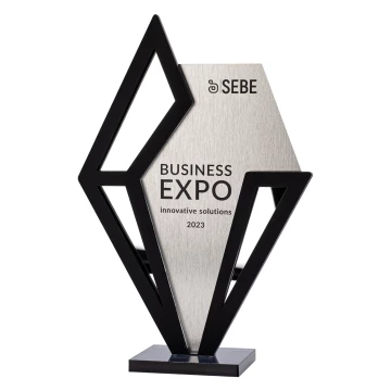 Business-Statuette mit Firmenlogo - Höhe 23cm - DTA124