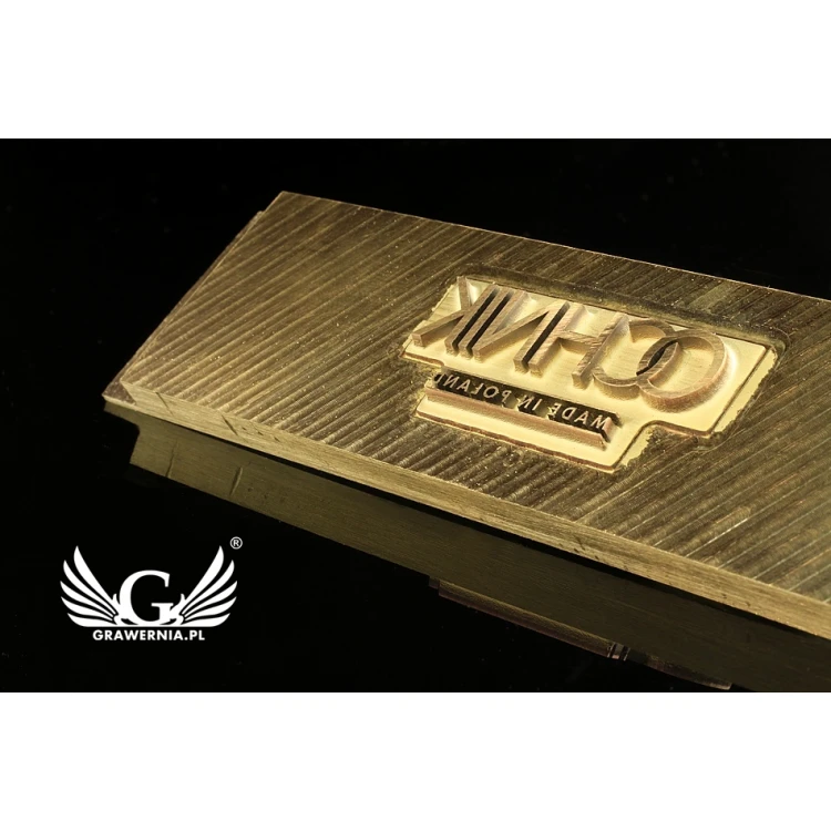 Stampfer zum Prägen von Logos im Heiß- und Kaltverfahren - Matrizengröße: 118x30mm - CNC und Laser
