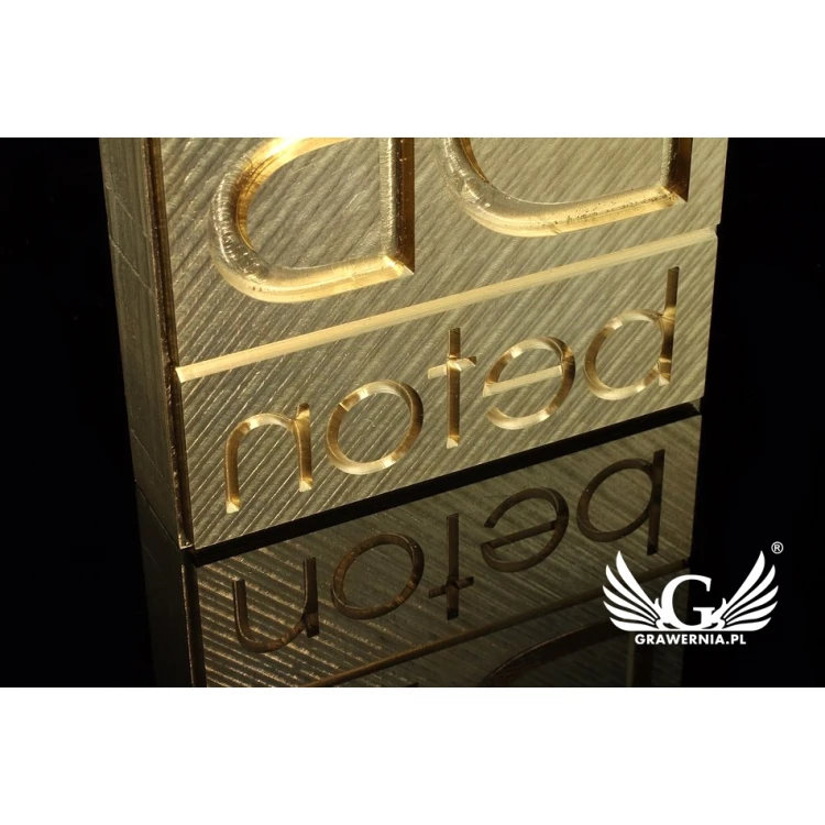 Stampfer zum Prägen von Logos im Heiß- und Kaltverfahren - Matrizengröße: 62x66mm - CNC