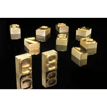 Stampfer zum Prägen von Logos im Heiß- und Kaltverfahren - ZAHLEN - Matrizenhöhe: 30mm - CNC