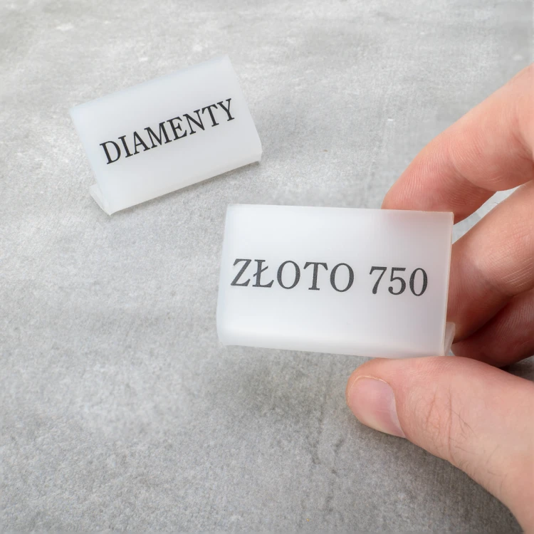 Gefrostete Juwelierständer mit beliebigem Text - Größe 50x25mm - PR024