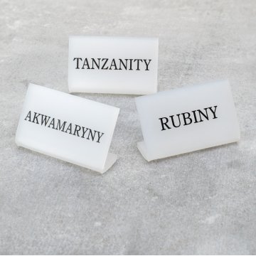 Gefrostete Juwelierständer mit beliebigem Text - Größe 50x25mm - PR024
